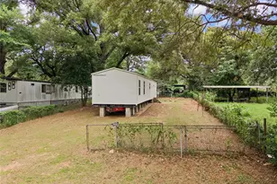 117 Crestwood Dr, Mabank, TX 75156 - Photo 5