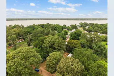 117 Crestwood Drive, Mabank, TX 75156 - Photo 1