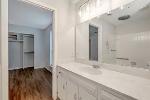4053 Glenbrook Dr, Arlington, TX 76015 - Photo 21