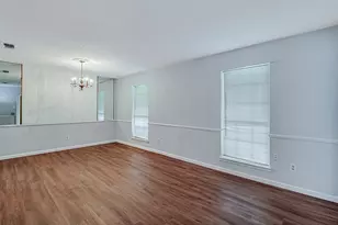 4053 Glenbrook Dr, Arlington, TX 76015 - Photo 7