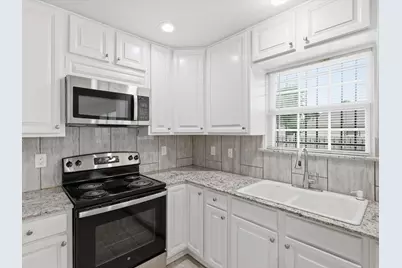 1400 Stewart Street, Fort Worth, TX 76104 - Photo 11
