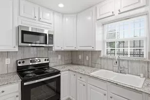 1400 Stewart St, Fort Worth, TX 76104 - Photo 11