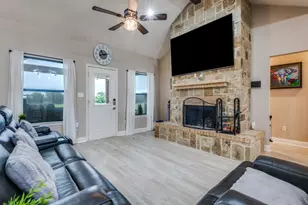 4709 Prairie Hill Ct, Dish, TX 76247 - Photo 3