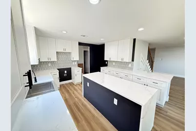 5644 Meadows Way, North Richland Hills, TX 76180 - Photo 9