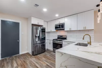 7812 Bruton Road, Dallas, TX 75217 - Photo 11