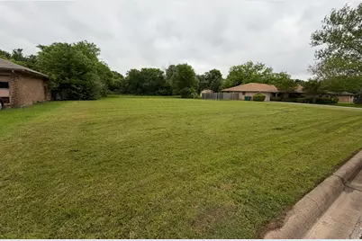712 E Olive Street #718, Sherman, TX 75090 - Photo 1