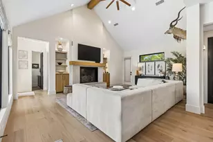 300 Foxborough Ln, Southlake, TX 76092 - Photo 15
