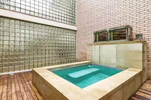 9 Hallshire Ct, Dallas, TX 75225 - Photo 21