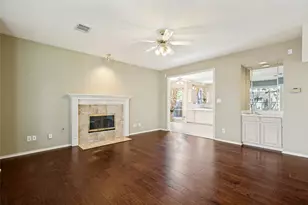 1109 Wild Cherry Dr, Carrollton, TX 75010 - Photo 7