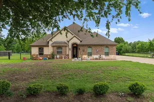 113 Silverwood Dr, Ovilla, TX 75154 - Photo 1