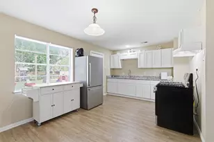 14021 Horseshoe Trail, Balch Springs, TX 75180 - Photo 5