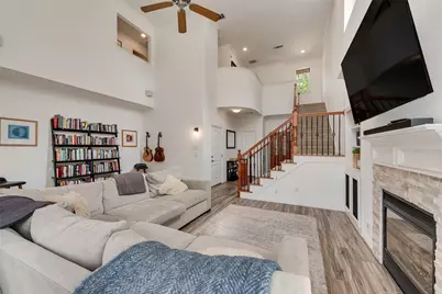 5735 Richmond Avenue #A, Dallas, TX 75206 - Photo 3