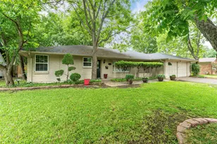 3613 Wooten Dr, Fort Worth, TX 76133 - Photo 3