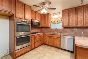 3613 Wooten Dr, Fort Worth, TX 76133 - Photo 11
