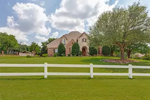 145 Country Vista Cir, Burleson, TX 76028 - Photo 1