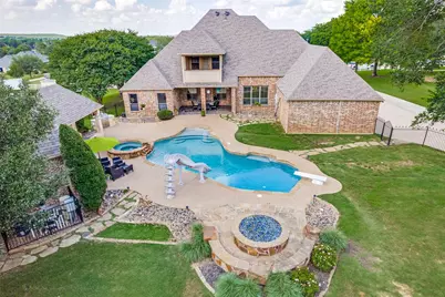 145 Country Vista Circle, Burleson, TX 76028 - Photo 3
