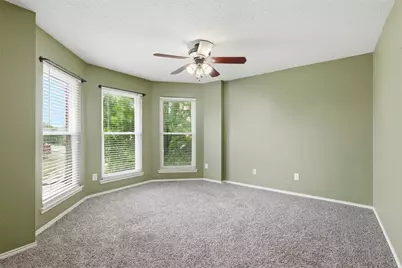 829 Elbe Drive, Arlington, TX 76001 - Photo 31
