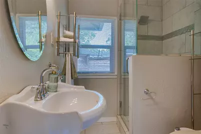 118 S Marlborough Avenue, Dallas, TX 75208 - Photo 19