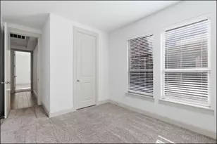 2281 Red Mule Ln, Carrollton, TX 75010 - Photo 15
