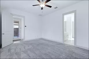 2281 Red Mule Ln, Carrollton, TX 75010 - Photo 27