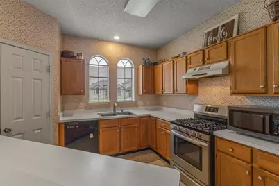 2216 Walden Place, Mesquite, TX 75181 - Photo 5