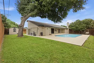 5527 Meadow Oak St, North Richland Hills, TX 76180 - Photo 25