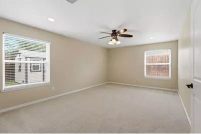 5527 Meadow Oak Street, North Richland Hills, TX 76180 - Photo 17