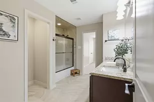 5527 Meadow Oak St, North Richland Hills, TX 76180 - Photo 19