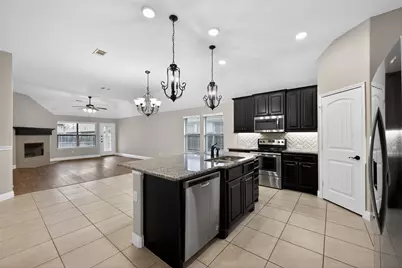 7612 Truchard Drive, Fort Worth, TX 76179 - Photo 3
