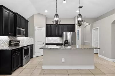 7612 Truchard Drive, Fort Worth, TX 76179 - Photo 5