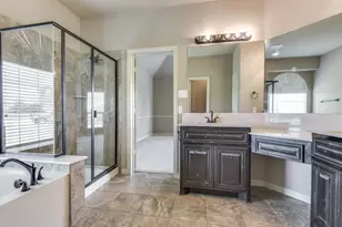 12112 Abernathy Cir, McKinney, TX 75071 - Photo 9