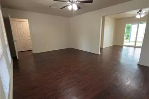2008 Bradford Dr, Arlington, TX 76010 - Photo 3