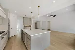 1811 Flowerfield Ln, Mansfield, TX 76063 - Photo 9