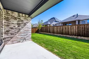 1811 Flowerfield Ln, Mansfield, TX 76063 - Photo 25