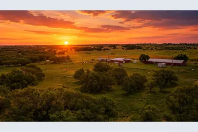 1360 W US Hwy 84 Highway, Mullin, TX 76864 - Photo 3