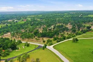 1070 Diamond Oaks Rd, Stephenville, TX 76401 - Photo 5