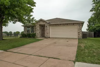 1501 Fieldstone Drive, Little Elm, TX 75068 - Photo 1