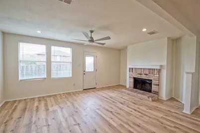 1501 Fieldstone Drive, Little Elm, TX 75068 - Photo 13