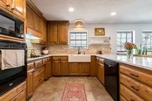 2613 S Chase Ct, Burleson, TX 76028 - Photo 11