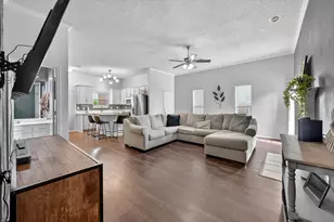 2506 Peargrove Cir, Arlington, TX 76006 - Photo 5