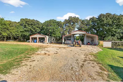 437 County Road 292, Collinsville, TX 76233 - Photo 23