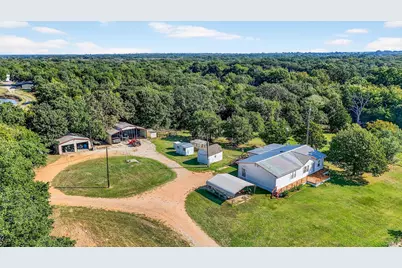 437 County Road 292, Collinsville, TX 76233 - Photo 13