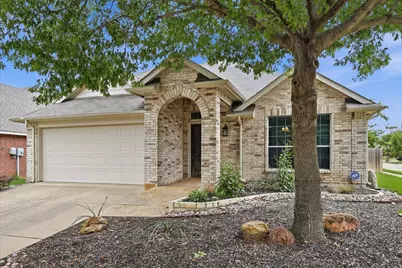 3909 Cliffside Drive, Denton, TX 76208 - Photo 1