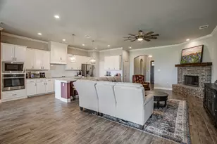 111 Saddle Ridge, Godley, TX 76044 - Photo 7