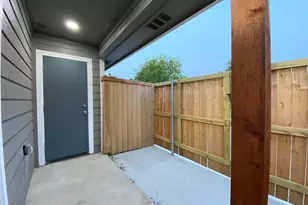 804 N Broughton St, Sherman, TX 75090 - Photo 19
