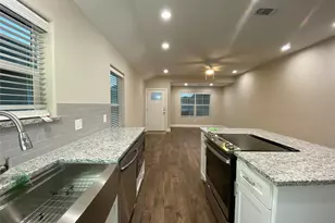 804 N Broughton St, Sherman, TX 75090 - Photo 5