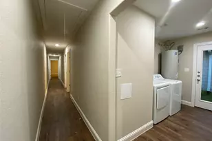 804 N Broughton St, Sherman, TX 75090 - Photo 9