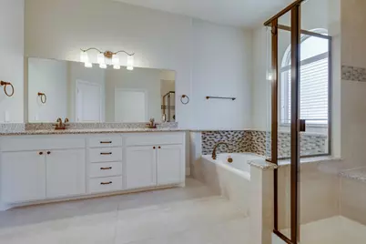 4221 Broadway Avenue, Flower Mound, TX 75028 - Photo 25