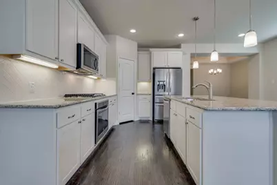 4221 Broadway Avenue, Flower Mound, TX 75028 - Photo 13