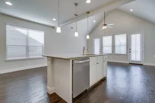 4221 Broadway Ave, Flower Mound, TX 75028 - Photo 15